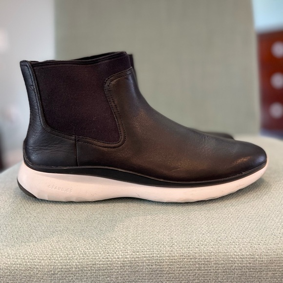 Cole Hahn pull on booties *like new* - Picture 11 of 11